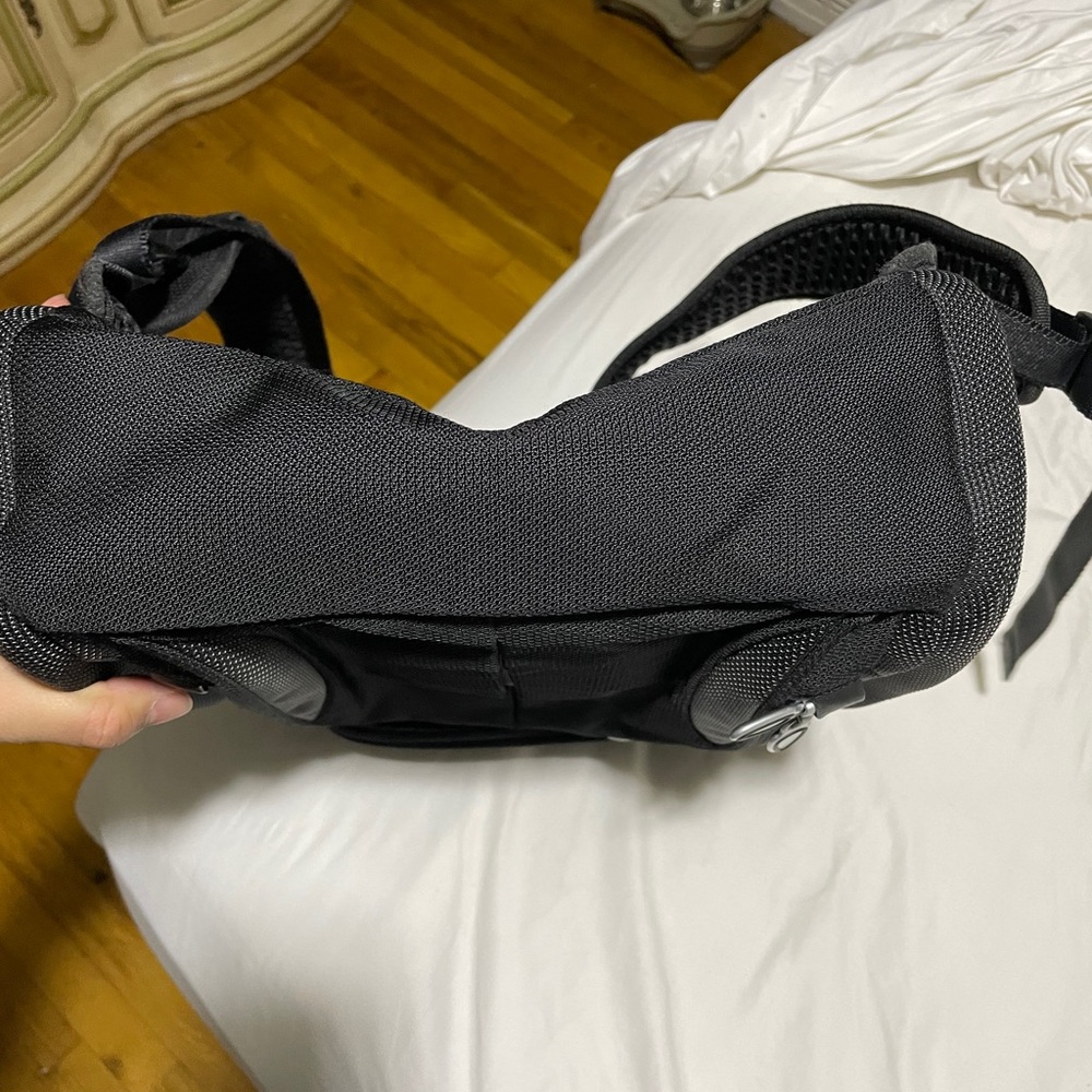 Backpack - Picture 3 of 5